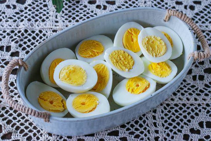 7 lợi ích sức khoẻ khi ăn trứng luộc vào buổi sáng- Ảnh 3.
