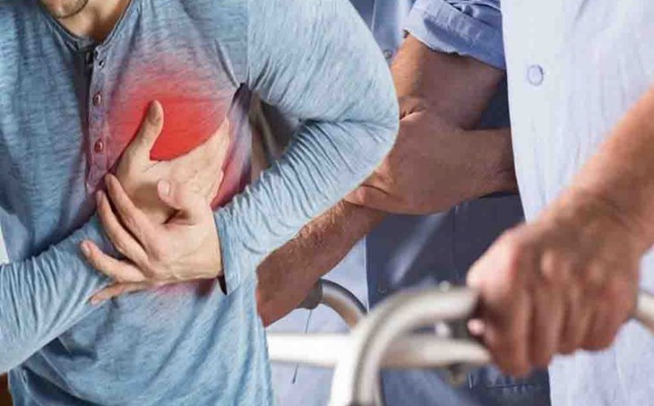 Ở người cao tuổi, nhiều chức năng của cơ thể bị suy giảm và sức khỏe yếu dần.