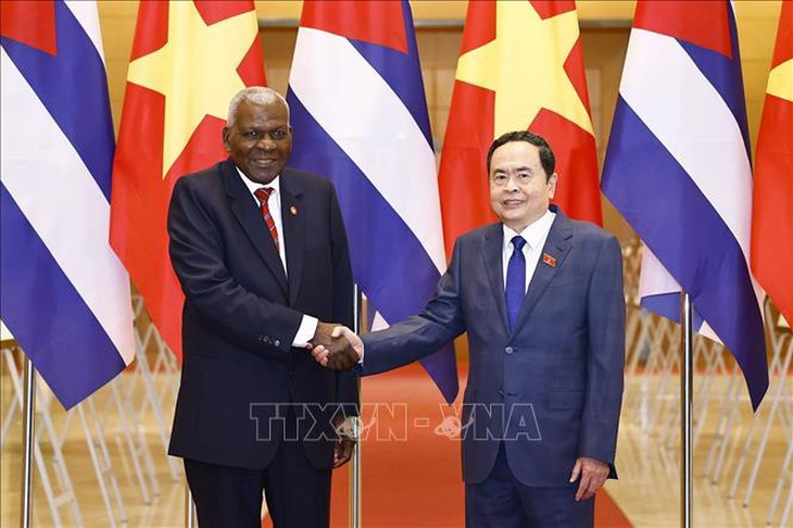 Chủ tịch Quốc hội Trần Thanh Mẫn đón và hội đàm với Chủ tịch Quốc hội Chính quyền Nhân dân Cuba- Ảnh 4. Chủ tịch Quốc hội Trần Thanh Mẫn đón và hội đàm với Chủ tịch Quốc hội Chính quyền Nhân dân Cuba- Ảnh 4.