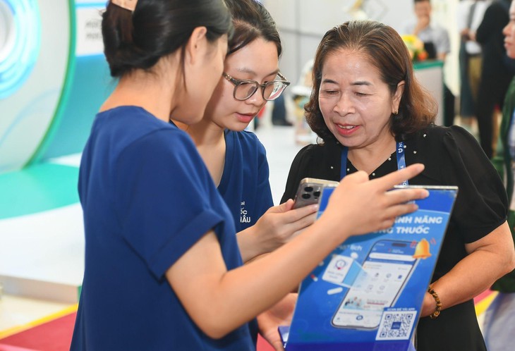 Chiến lược đào tạo giúp đội ngũ Long Châu tự tin chăm sóc sức khỏe hơn 20 triệu khách hàng- Ảnh 2. Chiến lược đào tạo giúp đội ngũ Long Châu tự tin chăm sóc sức khỏe hơn 20 triệu khách hàng- Ảnh 2.
