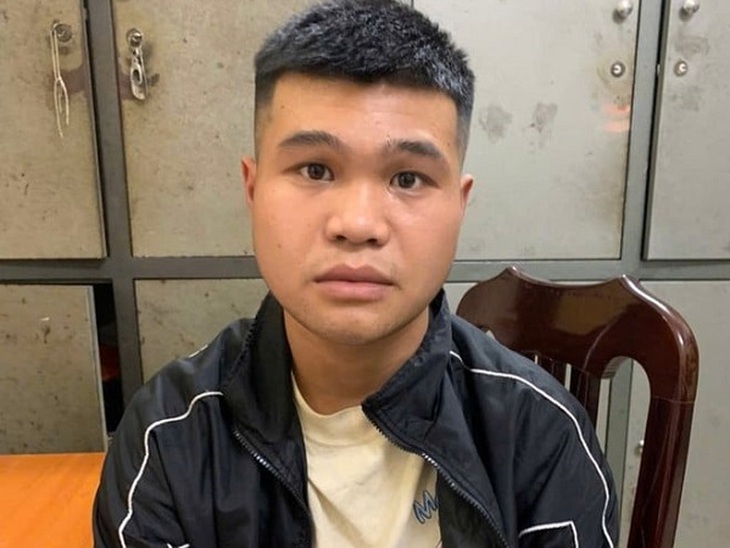 Bắt thanh niên 2k1 bịt mặt, che biển số cướp 2 điện thoại của cụ bà 81 tuổi- Ảnh 1. Bắt thanh niên 2k1 bịt mặt, che biển số cướp 2 điện thoại của cụ bà 81 tuổi- Ảnh 1.