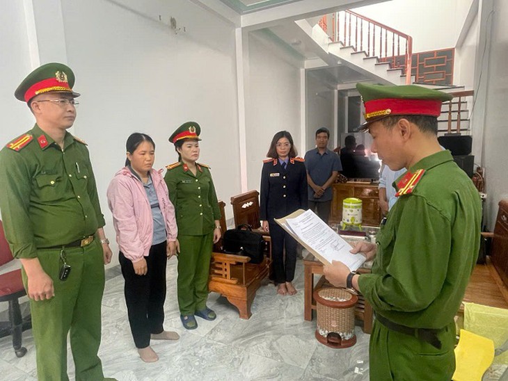 Khởi tố cán bộ địa chính xã vì cấp sai 'sổ đỏ' gần 22 ha đất rừng- Ảnh 1.