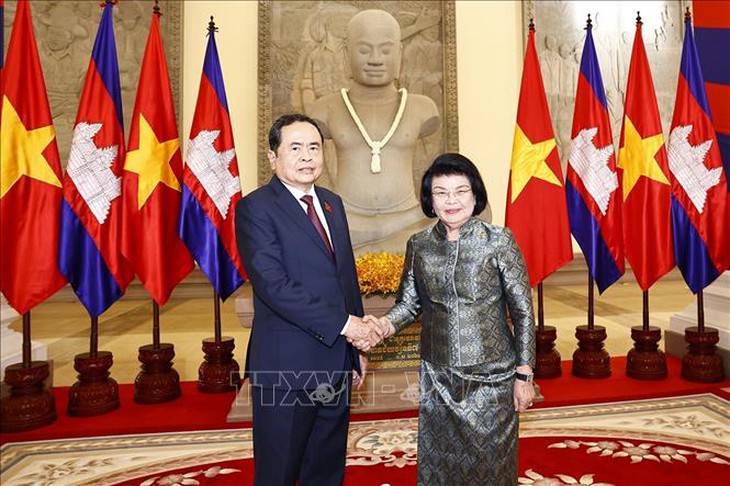 Lễ đón trọng thể Chủ tịch Quốc hội Trần Thanh Mẫn thăm chính thức Campuchia- Ảnh 4. Lễ đón trọng thể Chủ tịch Quốc hội Trần Thanh Mẫn thăm chính thức Campuchia- Ảnh 4.