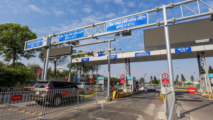Sân bay Nội Bài mở 3 làn thu phí không dừng, tài xế cần lưu ý gì?- Ảnh 2.