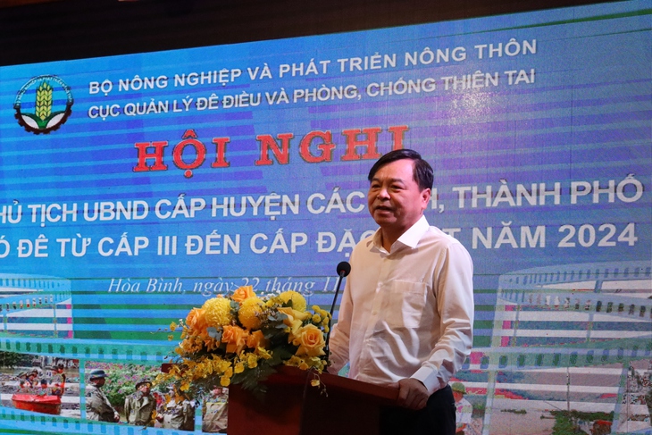Rút kinh nghiệm sau bão Yagi để giữ an toàn đê điều trong mùa lũ- Ảnh 2.