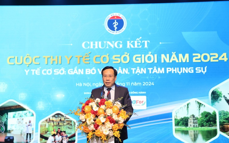 "Công việc của cán bộ y tế cơ sở thường xuyên phải đối mặt với nhiều khó khăn, áp lực..."