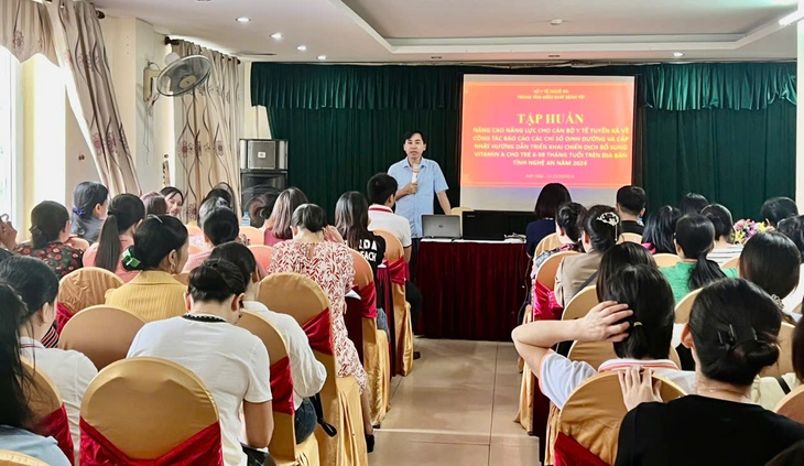 2 giờ đầu ngay sau sinh nên chăm sóc mẹ và trẻ như thế nào?- Ảnh 2. 2 giờ đầu ngay sau sinh nên chăm sóc mẹ và trẻ như thế nào?- Ảnh 2.