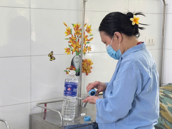 'Cuộc đời em tưởng đã bỏ đi rồi…'- Ảnh 2. 'Cuộc đời em tưởng đã bỏ đi rồi…'- Ảnh 2.