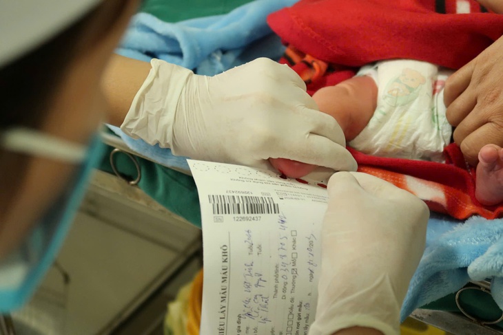 Tầm quan trọng chăm sóc mẹ và bé tuần đầu tiên sau sinh- Ảnh 2. Tầm quan trọng chăm sóc mẹ và bé tuần đầu tiên sau sinh- Ảnh 2.