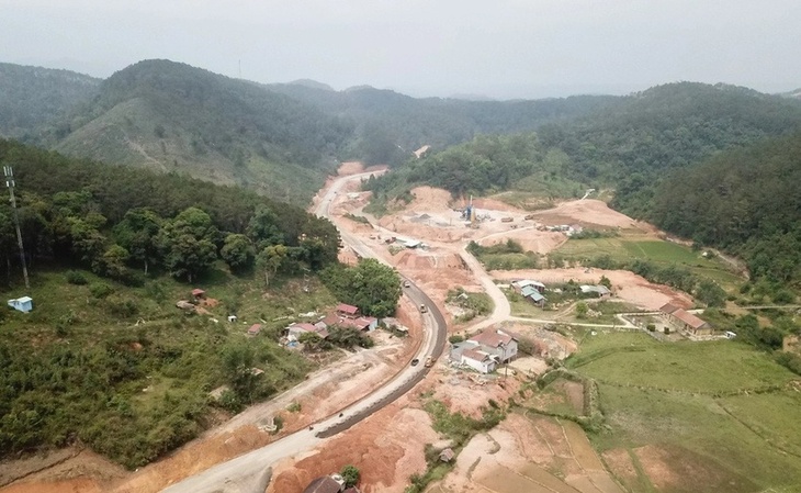 Kon Tum hứng chịu 10 trận động đất, chuyên gia khuyên người dân bình tĩnh- Ảnh 2.