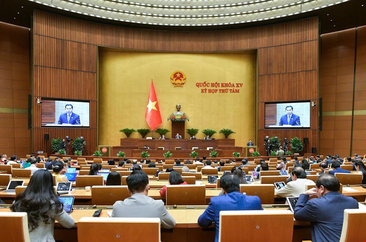 Quốc hội chốt doanh thu không chịu thuế giá trị gia tăng lên 200 triệu đồng/năm- Ảnh 2. Quốc hội chốt doanh thu không chịu thuế giá trị gia tăng lên 200 triệu đồng/năm- Ảnh 2.