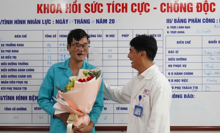 Thanh niên bị điện giật được bác sĩ 'kéo' về từ 'cõi chết' - Ảnh 2.