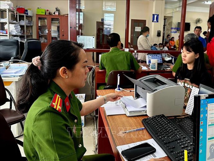 Hướng dẫn một số nội dung về đăng ký, quản lý cư trú- Ảnh 1. Hướng dẫn một số nội dung về đăng ký, quản lý cư trú- Ảnh 1.