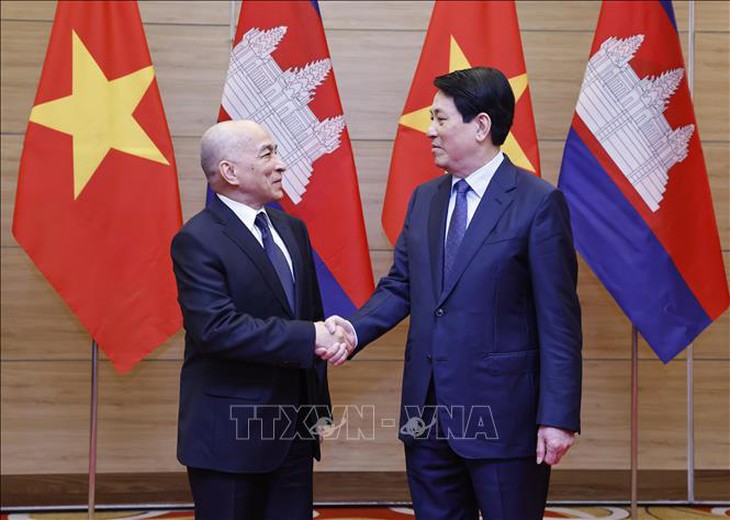 Chủ tịch nước Lương Cường chủ trì chiêu đãi trọng thể Quốc vương Campuchia- Ảnh 1. Chủ tịch nước Lương Cường chủ trì chiêu đãi trọng thể Quốc vương Campuchia- Ảnh 1.