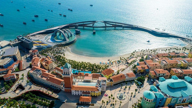 Chủ tịch Crystal Bay Tourism Group - Nguyễn Đức Chi: Du lịch Phú Quốc sẽ bùng nổ với đường bay thẳng từ Đài Loan- Ảnh 3. Chủ tịch Crystal Bay Tourism Group - Nguyễn Đức Chi: Du lịch Phú Quốc sẽ bùng nổ với đường bay thẳng từ Đài Loan- Ảnh 3.