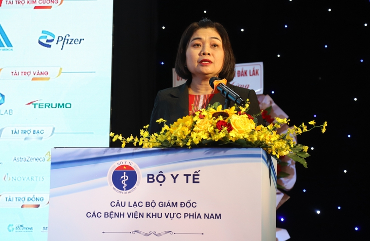 Câu lạc bộ Giám đốc các bệnh viện khu vực phía Nam: Diễn đàn gắn kết và đổi mới trong quản lý y tế- Ảnh 3. Câu lạc bộ Giám đốc các bệnh viện khu vực phía Nam: Diễn đàn gắn kết và đổi mới trong quản lý y tế- Ảnh 3.