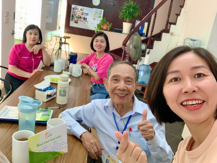 Hành trình tham gia TÔI KHỎE ĐẸP HƠN của cụ ông 83 tuổi và 7 bí quyết để sống khỏe mỗi ngày- Ảnh 1.
