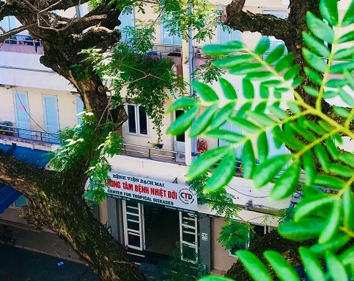 Những thầy thuốc giúp người nhiễm HIV từ 'hố sâu tuyệt vọng' về với cuộc đời- Ảnh 1.