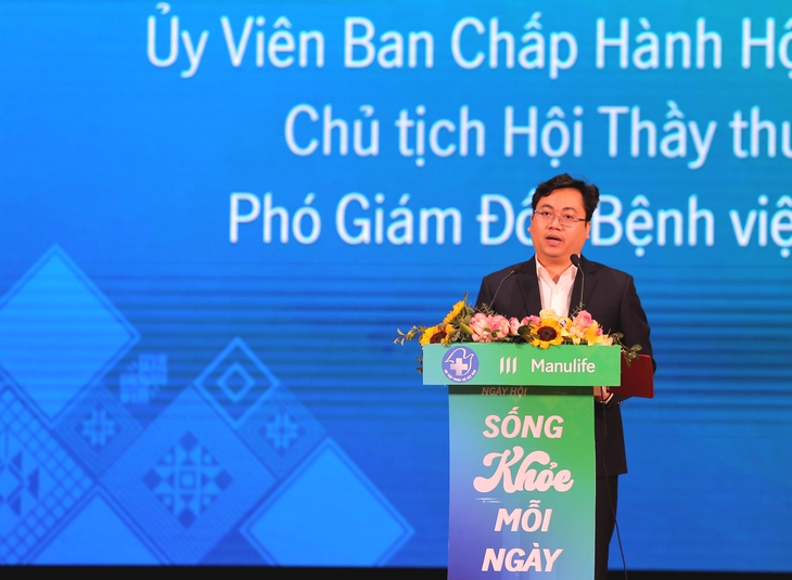 Khám cho hơn 1.300 người dân trong Ngày hội vì sức khỏe cộng đồng tại Nghệ An- Ảnh 2. Khám cho hơn 1.300 người dân trong Ngày hội vì sức khỏe cộng đồng tại Nghệ An- Ảnh 2.