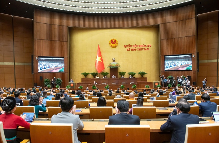 Quốc hội thống nhất cấm sản xuất, kinh doanh, nhập khẩu, sử dụng thuốc lá điện tử, thuốc lá nung nóng- Ảnh 1.
