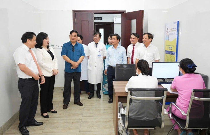 TP Huế trực thuộc Trung ương: Cơ hội trở thành trung tâm đặc sắc về văn hóa, du lịch và y tế- Ảnh 1. TP Huế trực thuộc Trung ương: Cơ hội trở thành trung tâm đặc sắc về văn hóa, du lịch và y tế- Ảnh 1.