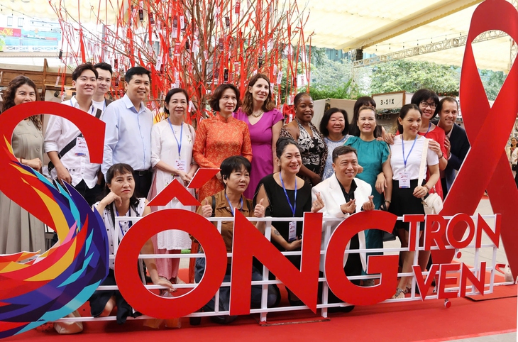 Sống Trọn Vẹn 2024 hướng đến chủ đề chất lượng cuộc sống của Người sống với HIV là yếu tố giúp họ có thể duy trì điều trị và đóng góp cho xã hội