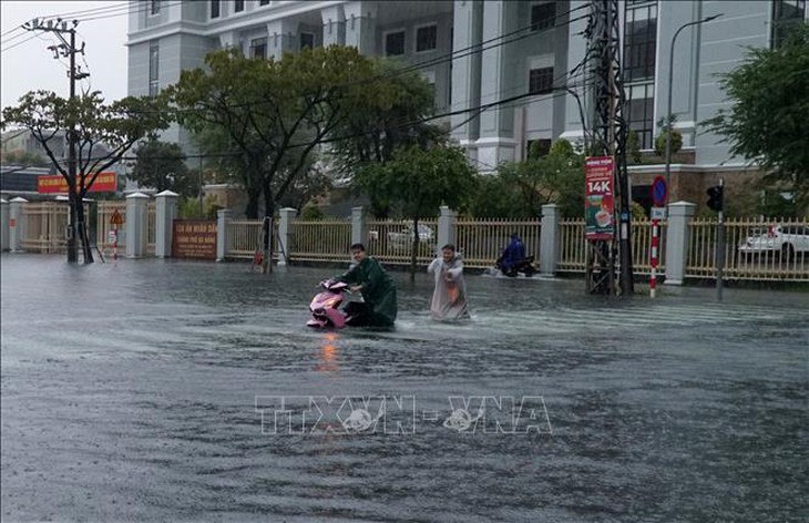Các trường học Đà Nẵng chủ động cho học sinh nghỉ học do mưa lớn- Ảnh 3. Các trường học Đà Nẵng chủ động cho học sinh nghỉ học do mưa lớn- Ảnh 3.