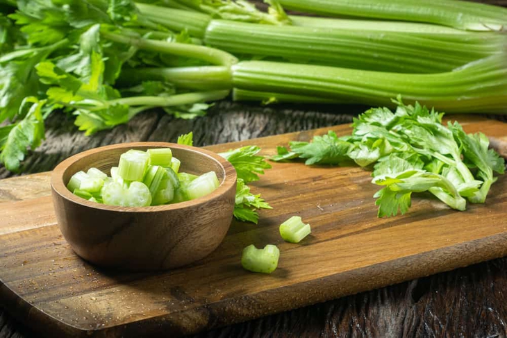 Lợi ích bất ngờ của cần tây với sức khỏe nam giới- Ảnh 1.