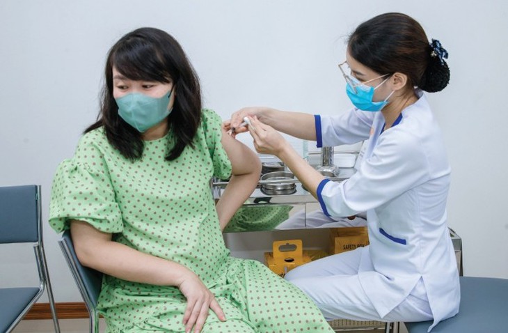 Tại sao phụ nữ mang thai nên tiêm phòng cúm?- Ảnh 1. Tại sao phụ nữ mang thai nên tiêm phòng cúm?- Ảnh 1.