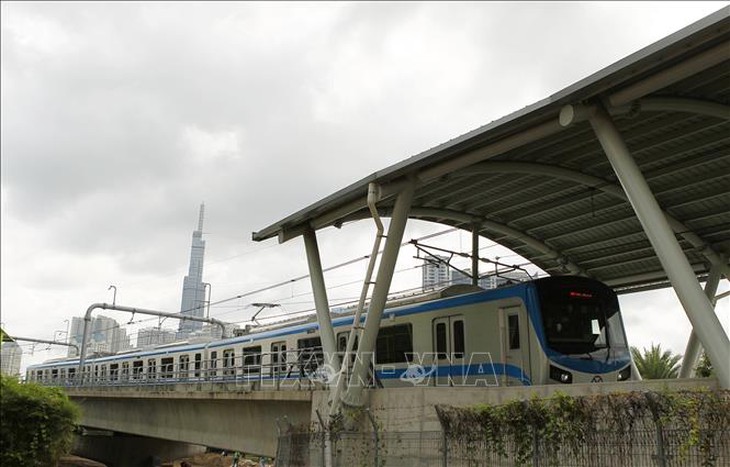 Đề xuất giá vé đi tàu metro Bến Thành - Suối Tiên cao nhất 20.000 đồng/lượt- Ảnh 1. Đề xuất giá vé đi tàu metro Bến Thành - Suối Tiên cao nhất 20.000 đồng/lượt- Ảnh 1.