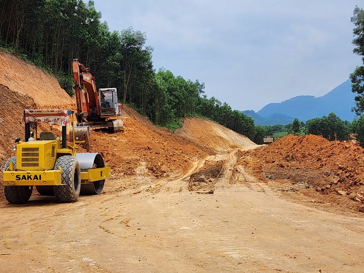 Thanh Hóa phát động chiến dịch 60 ngày, đêm hoàn thành giải ngân vốn đầu tư công- Ảnh 2.