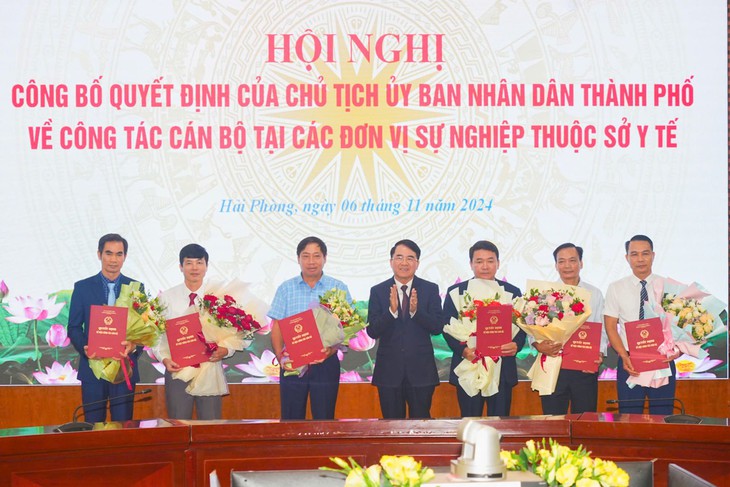 Hải Phòng điều động và bổ nhiệm Giám đốc 6 đơn vị sự nghiệp thuộc Sở Y tế- Ảnh 1. Hải Phòng điều động và bổ nhiệm Giám đốc 6 đơn vị sự nghiệp thuộc Sở Y tế- Ảnh 1.