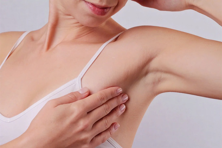 Cách khắc phục nách bị thâm sạm tại nhà- Ảnh 1. Cách khắc phục nách bị thâm sạm tại nhà- Ảnh 1.