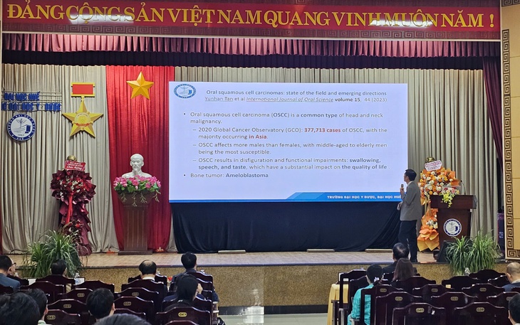 Cập nhật kiến thức, tiến bộ mới về nha khoa tại miền Trung- Ảnh 2. Cập nhật kiến thức, tiến bộ mới về nha khoa tại miền Trung- Ảnh 2.