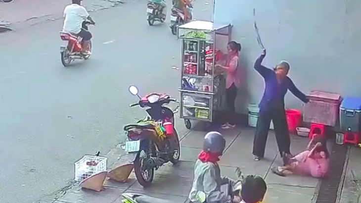 Tình huống pháp lý vụ người mẹ đánh con gái 9 tuổi dã man ở Vĩnh Long- Ảnh 1. Tình huống pháp lý vụ người mẹ đánh con gái 9 tuổi dã man ở Vĩnh Long- Ảnh 1.