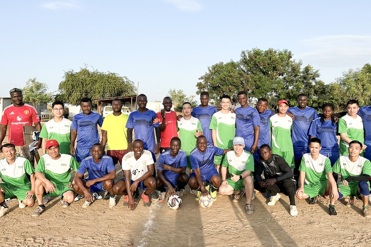Lực lượng gìn giữ hòa bình Việt Nam giao lưu thể thao với cảnh sát Ghana tại Nam Sudan- Ảnh 5. Lực lượng gìn giữ hòa bình Việt Nam giao lưu thể thao với cảnh sát Ghana tại Nam Sudan- Ảnh 5.