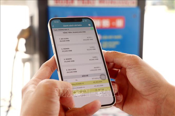 Thủ tướng yêu cầu tăng cường quản lý, sử dụng hóa đơn điện tử- Ảnh 1.