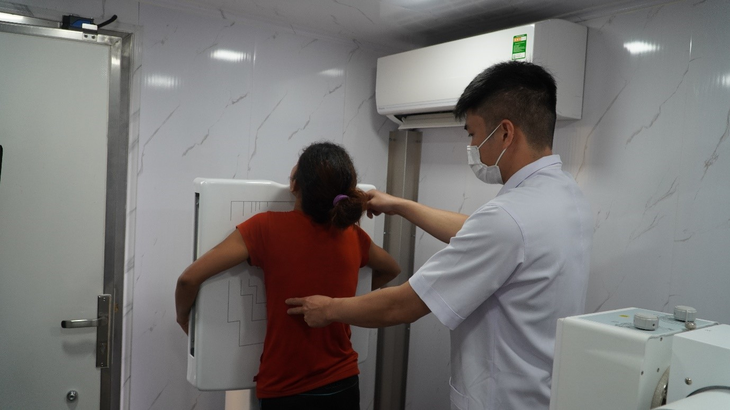 Đẩy mạnh công tác khám phát hiện lao cho cư dân tại các xã biên giới- Ảnh 3. Đẩy mạnh công tác khám phát hiện lao cho cư dân tại các xã biên giới- Ảnh 3.