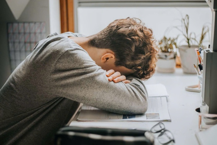Thuốc điều trị hội chứng jet lag (rối loạn giấc ngủ tạm thời)- Ảnh 1. Thuốc điều trị hội chứng jet lag (rối loạn giấc ngủ tạm thời)- Ảnh 1.
