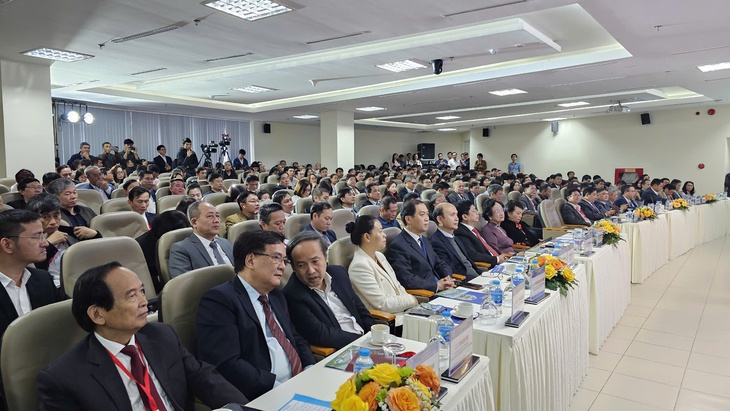 Liên thông giữa tuyến trung ương và địa phương giúp nâng cao chất lượng khám chữa bệnh, giảm thời gian chờ đợi - Ảnh 1.