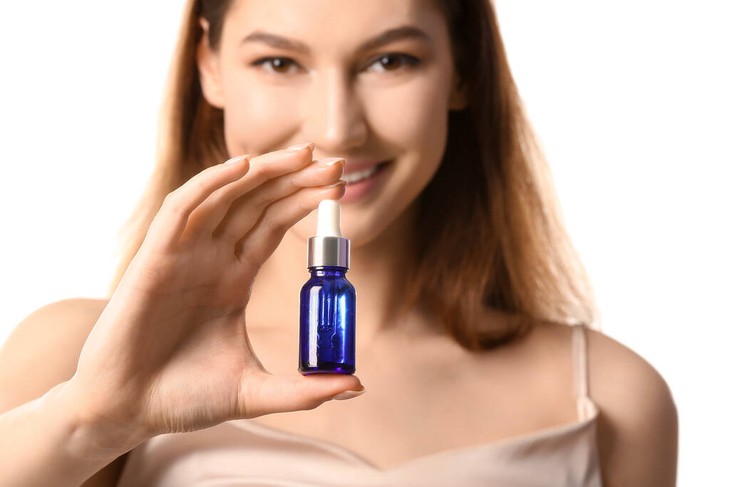 Da nhạy cảm cần cân nhắc yếu tố nào khi lựa chọn serum?- Ảnh 1. Da nhạy cảm cần cân nhắc yếu tố nào khi lựa chọn serum?- Ảnh 1.