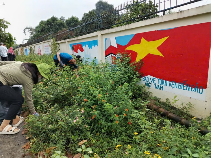 Ngày thứ 7 văn minh: Lan tỏa tinh thần Bình Dương nghĩa tình, hào sảng- Ảnh 3. Ngày thứ 7 văn minh: Lan tỏa tinh thần Bình Dương nghĩa tình, hào sảng- Ảnh 3.
