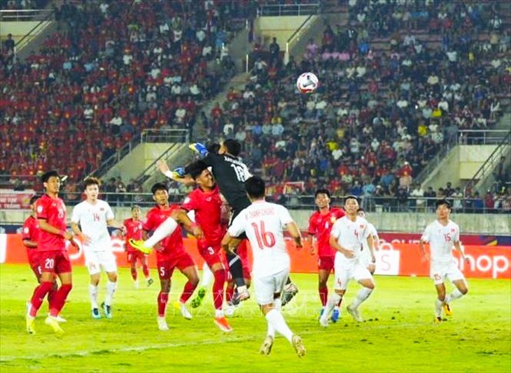 Đội tuyển Việt Nam sẵn sàng cho trận đấu quan trọng với Indonesia- Ảnh 2. Đội tuyển Việt Nam sẵn sàng cho trận đấu quan trọng với Indonesia- Ảnh 2.