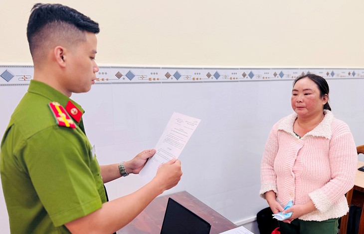Bắt tạm giam chủ hụi chiếm đoạt trên 2,4 tỷ đồng của người chơi- Ảnh 1. Bắt tạm giam chủ hụi chiếm đoạt trên 2,4 tỷ đồng của người chơi- Ảnh 1.
