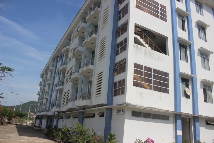 Cần sớm xử lý các khu ký túc xá bỏ hoang ở Khánh Hòa- Ảnh 3. Cần sớm xử lý các khu ký túc xá bỏ hoang ở Khánh Hòa- Ảnh 3.