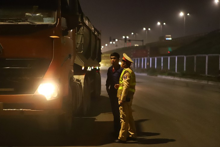 Hà Nội đề xuất hỗ trợ thêm 5 triệu đồng/tháng cho nhiều lực lượng Công an- Ảnh 2. Hà Nội đề xuất hỗ trợ thêm 5 triệu đồng/tháng cho nhiều lực lượng Công an- Ảnh 2.
