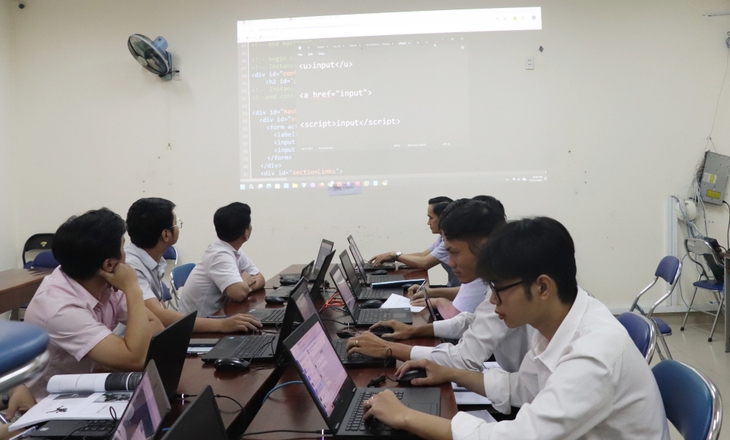 Bình Dương đảm bảo an toàn thông tin trong chuyển đổi số- Ảnh 1.