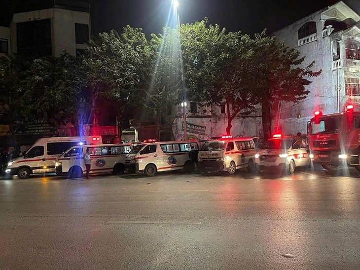Cháy quán cà phê hát cho nhau nghe trên đường Phạm Văn Đồng khiến nhiều người tử vong- Ảnh 5.