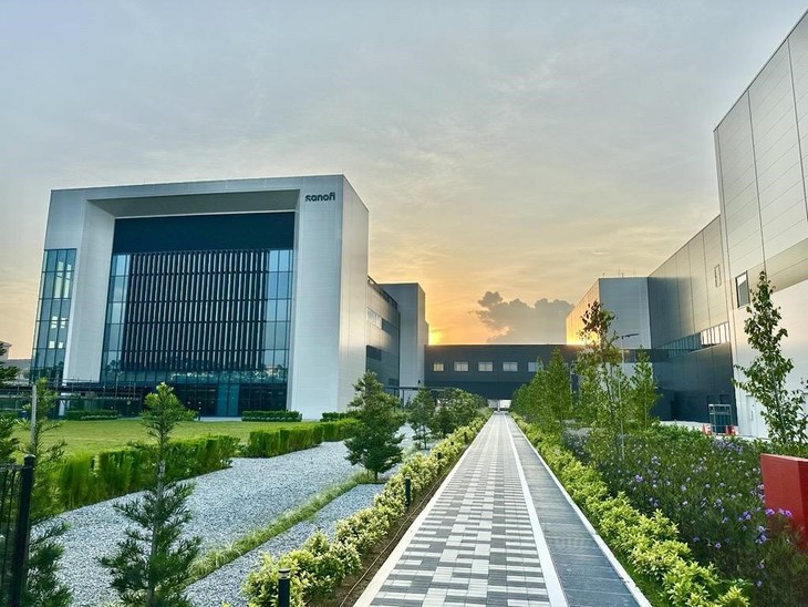 Sanofi khánh thành Nhà máy sản xuất hiện đại theo mô hình mô-đun tại Singapore- Ảnh 3. Sanofi khánh thành Nhà máy sản xuất hiện đại theo mô hình mô-đun tại Singapore- Ảnh 3.