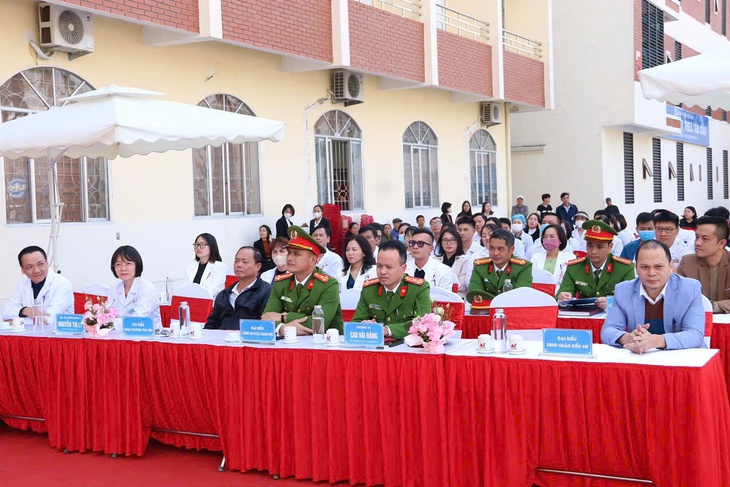 Bệnh viện Kiến An, Hải Phòng huy động lực lượng tham gia diễn tập chữa cháy- Ảnh 1. Bệnh viện Kiến An, Hải Phòng huy động lực lượng tham gia diễn tập chữa cháy- Ảnh 1.